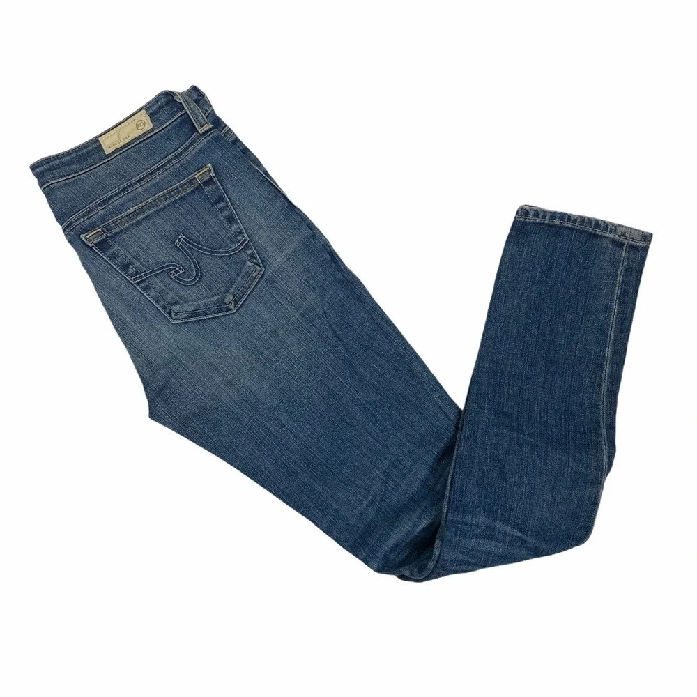ANTHROPOLOGIE AG Distressed Stevie Slim Straight Ankle Jeans